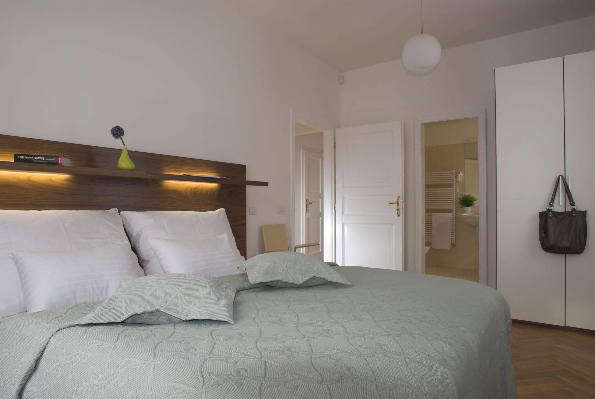 Residence Karlova Prag Dış mekan fotoğraf